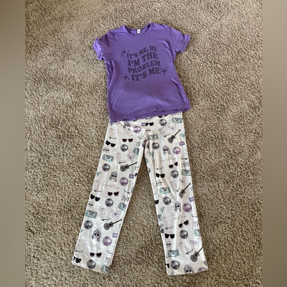 Taylor Swift Girl’s Pajamas